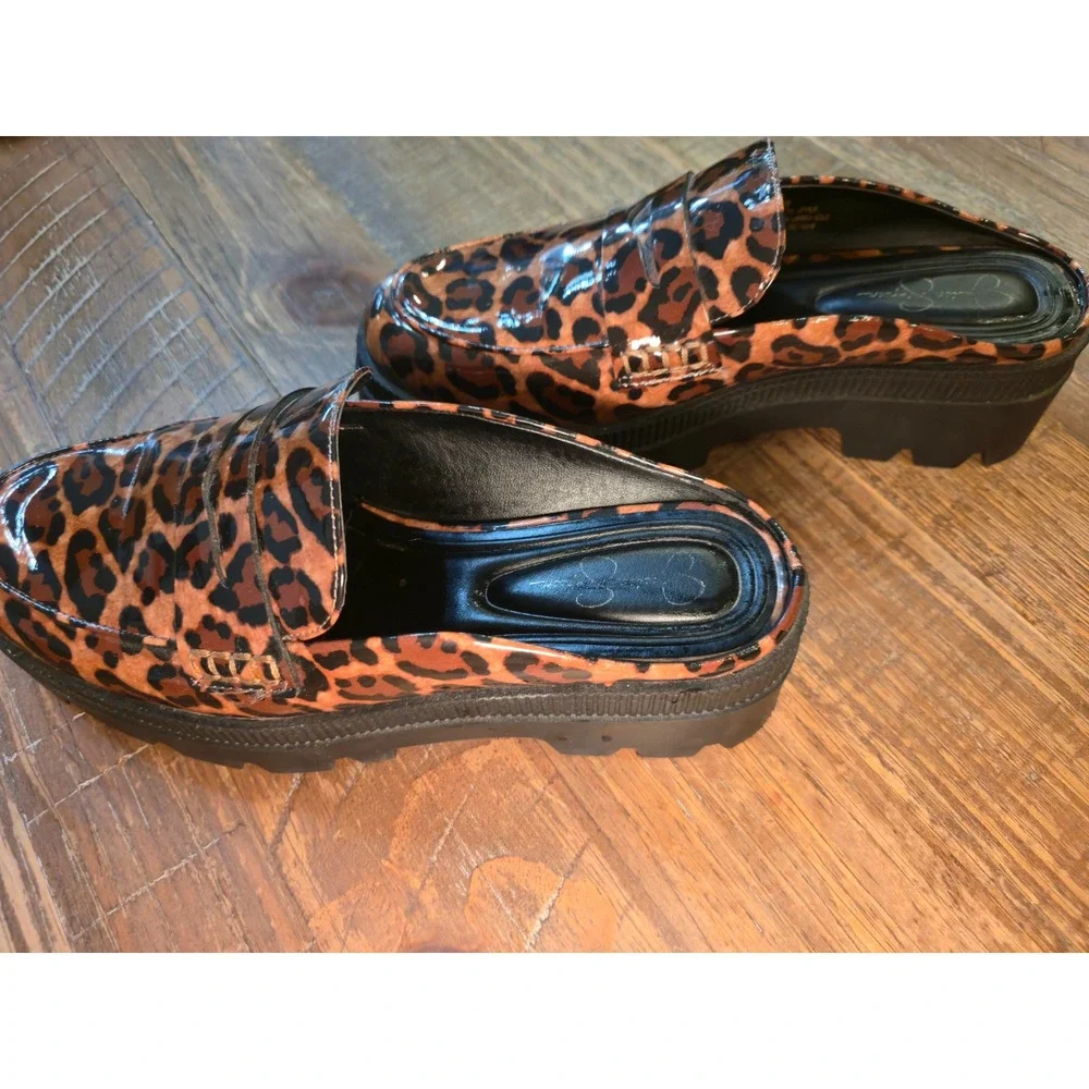 Jessica Simpson height glossy step